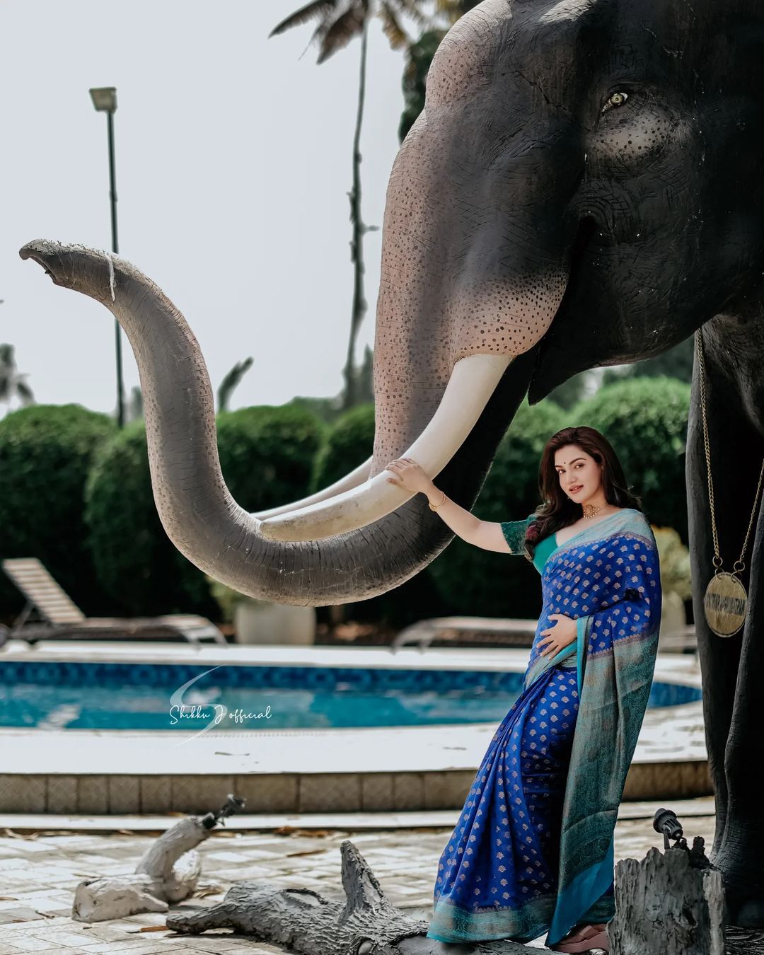Banarasi soft silk saree zari work from traditional motifs.100% original best quality